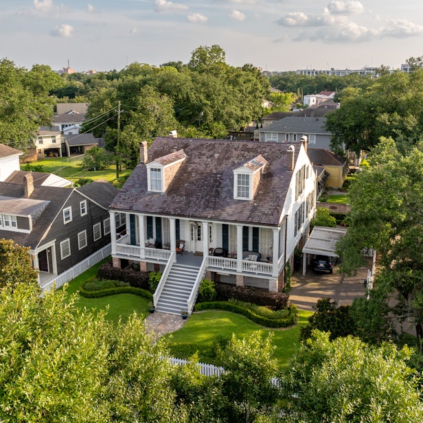 Moss Street Residence